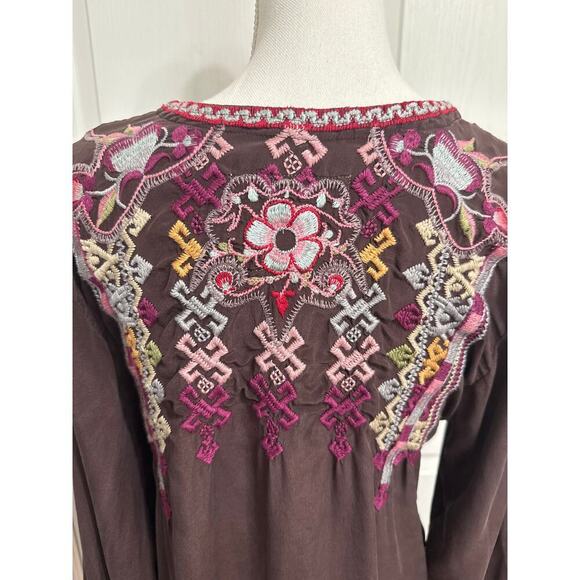 Johnny Was Biya Silk Tunic Blouse Embroidered Size Small Preppy Trendy - Picture 9 of 14